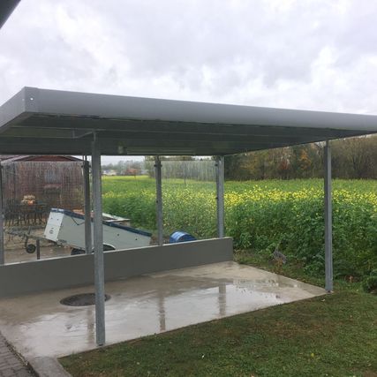 Carport aus Metall